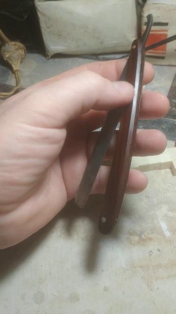 Опасное бритьё скоро на канале#shorts смотреть онлайн