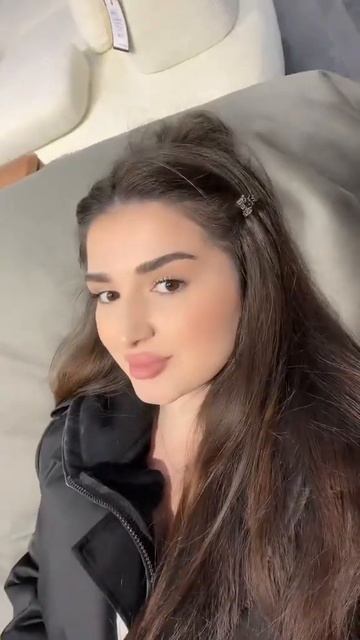 А сколько цветов есть 😍🫠 смотреть онлайн