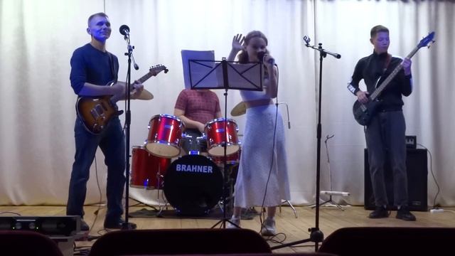 Анастасия Григорьева .На седьмом этаже (ковер песни )