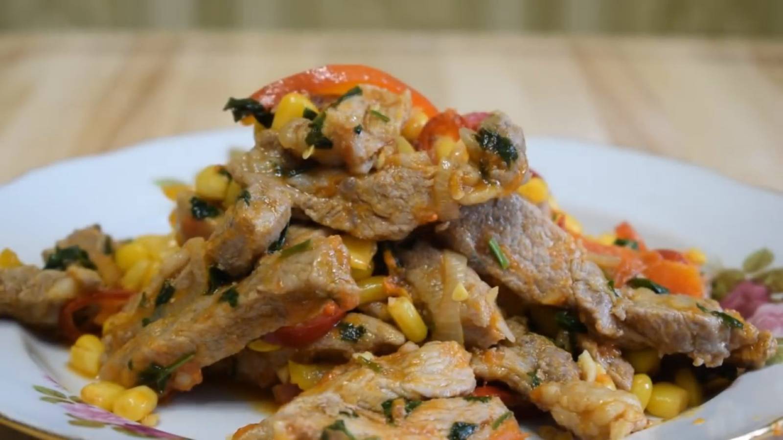 Жена умоляла ещё и ещё, я обожаю этот перчик, не останавливайся, жарь больше мяса смотреть онлайн