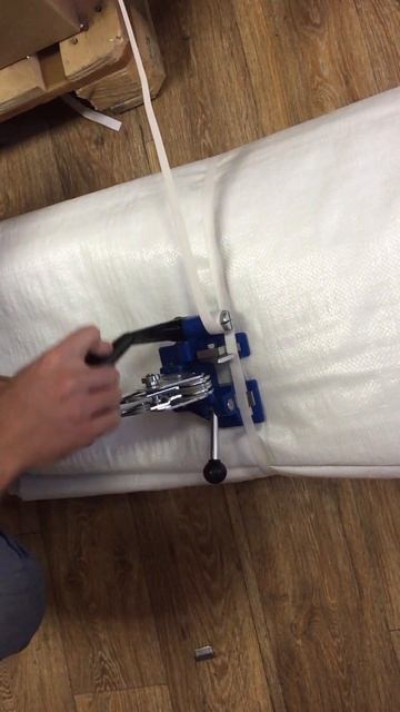 Видео инструкция по применению устройства для стрепп