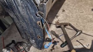 Ниссан - ошибка АБС, но дело не в датчике.