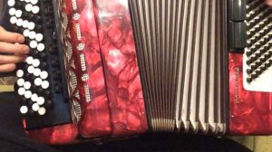 Баян немецкий Роял Стандарт четырехголосный. Проигрыш Волга-реченька и немножко Баха.