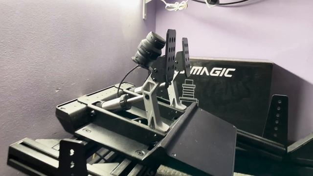 КОГДА СТАРШИЙ БРАТ ВЫРУЧАЕТ - Обзор Simagic P500 смотреть онлайн