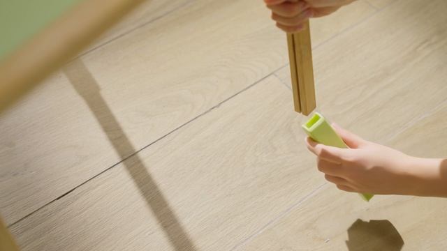 Мольберт детский двухсторонний из бамбука, HAPE смотреть онлайн