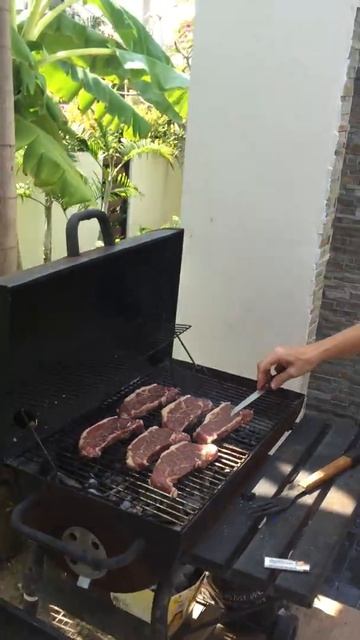 Барбекю. Русский поселок. Таиланд. IMG 3122 смотреть онлайн