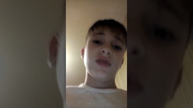 Моя машинка на пульте управления и футбольные мячи