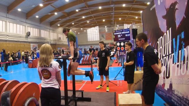 Брусья 35 кг 36 повторений. Многоповторный стритлифтинг