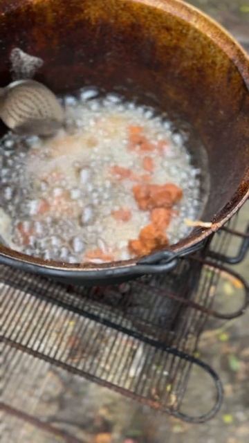 Нагетсы Kfc на мангале в казане