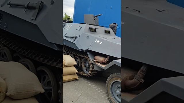 ретро авто виставка Украина Киев 2025 смотреть онлайн