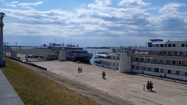 Теплоход А. Герцен. Трехдневный круиз из Самары до Каз?