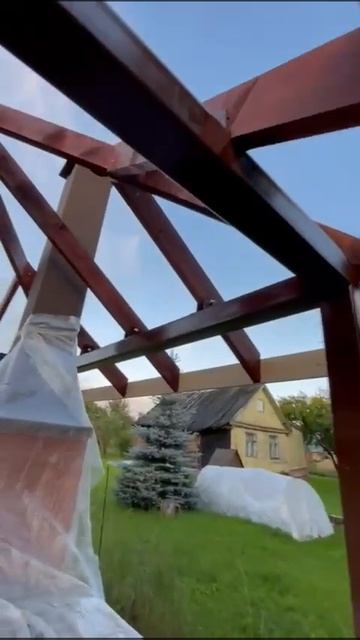 Изготовление шатровой кровли над зоной барбекю 🍖