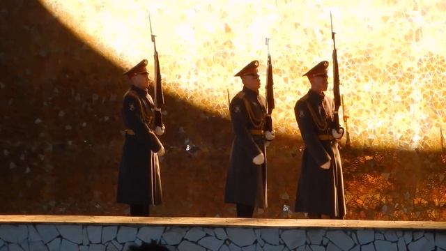 Смена Почётного Караула на Мамаевом Кургане, Волгогра