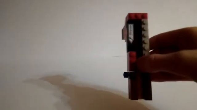 НЕ БОЛЬШОЙ ПИСТОЛЕТ ИЗ ЛЕГО