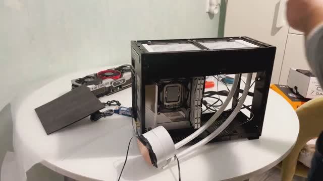 Lian Li A4-H2O SFF мощный игровой мини ПК! Собираем, тестируем в играх. Core i5-12600kf + RTX 3080 смотреть онлайн