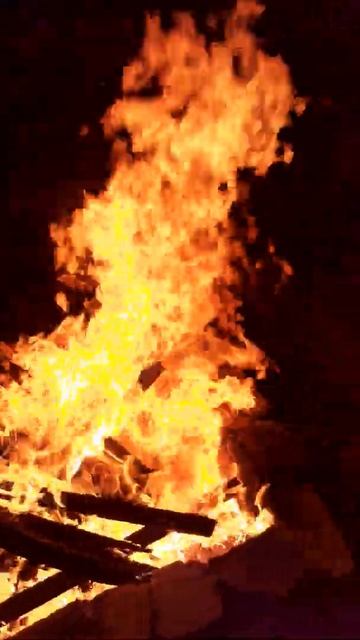 ты горишь как огонь🔥 #shorts #славамарлоу #этолюбовь смотреть онлайн