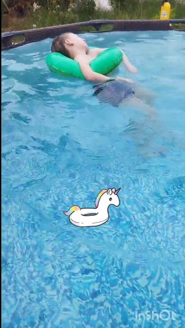 Поставили дома #бассейн 💦 Купальный сезон 2024 открыт ? смотреть онлайн