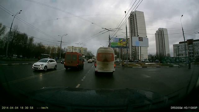 Видеорегистратор Blackvue DR500 смотреть онлайн