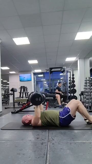 05.06.24 Жим гантелей лежа на полу 37,5х5 пятый подход смотреть онлайн