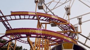 Колесо обозрения — механический аттракцион в виде большого вертикально установленного колеса