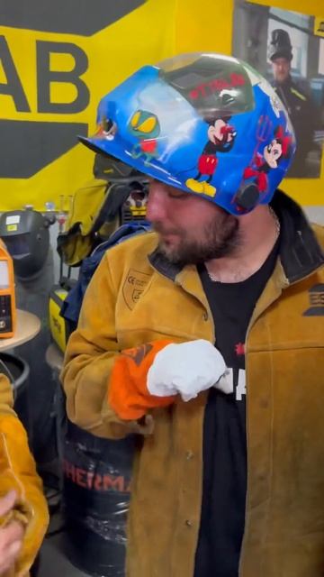 Около Сварочные разговоры ;)) скрытые возможности Hugong ? смотреть онлайн