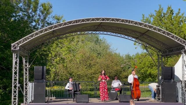 2025-05-03 смотреть онлайн