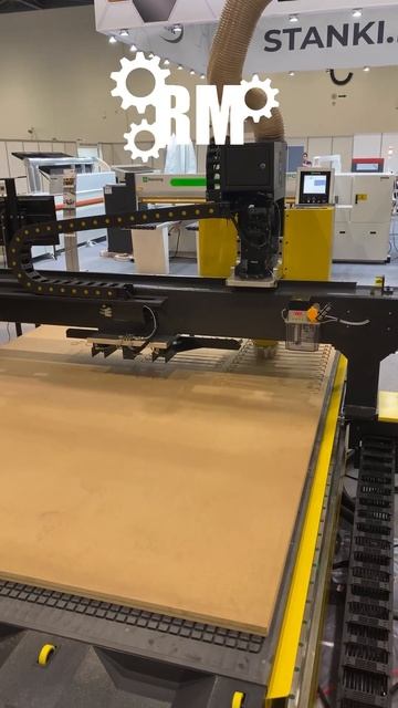 Фрезерный станок с ЧПУ Bumblebee 2130 на 12 патронов автосмен? смотреть онлайн