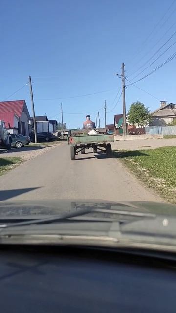 Едем сажать картофель 🤗 дедуля Шумахер 🤭 смотреть онлайн