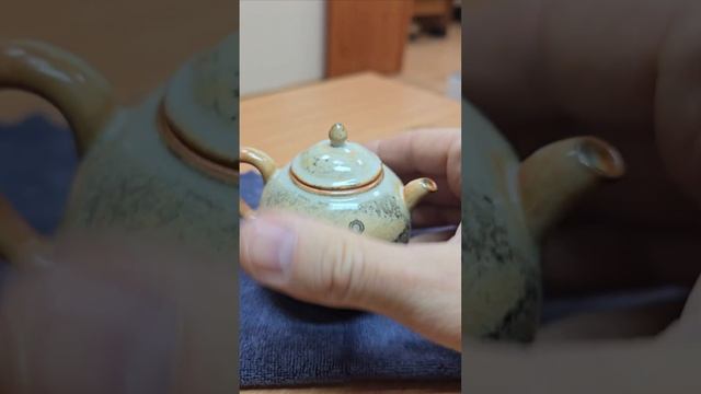 Чайник из керамики, Дехуа, дровяной обжиг, 110мл смотреть онлайн