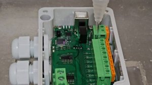 Безкапельная заливка компаундом контроллеров Dominator DMX