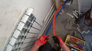 Как врезать теплый пол?В систему от отопления?