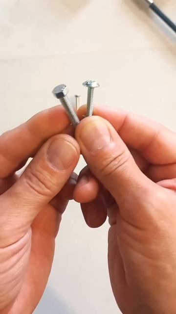 Болт или винт.#болт#винт#крепление#монтаж#инструмент#р смотреть онлайн