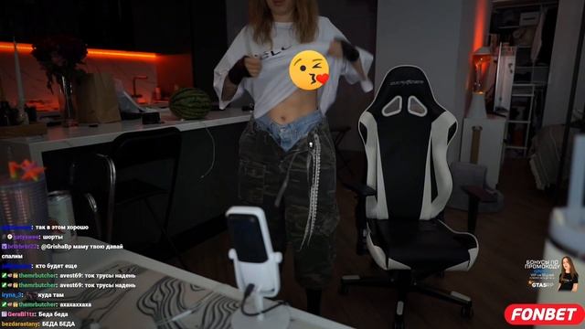 ГЕНСУХА СЛИЛА БУБСЫ СЛИВ В ТГ ПОД ВИДЕО