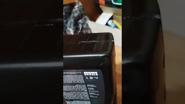 Novus Skyline 5w40a3/b4, масло хорошее, а канистры гоано! смотреть онлайн