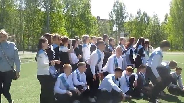 Выпускной - поёт Александр Дей Русс смотреть онлайн
