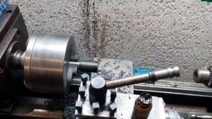 Работа на токарном станке ТВ-4