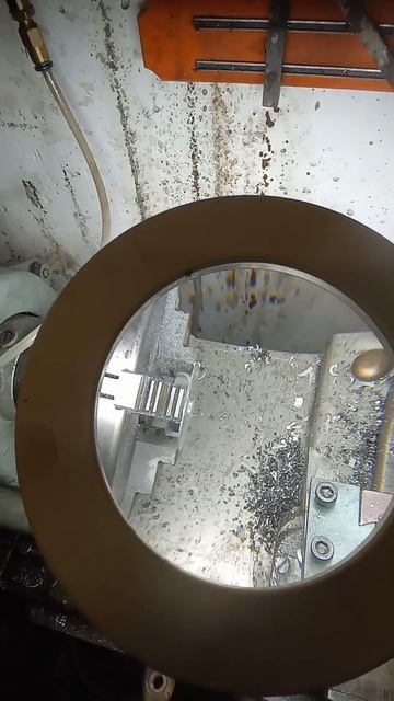 Устанавливаем лампу с лупой на токарный станок ТВ -16 смотреть онлайн