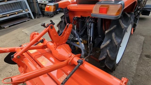 Обзор японского мини-трактора Kubota KL21 (КУН)