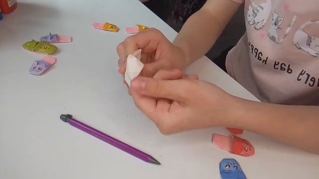Как сделать из бумаги тапочки🧦🧦 смотреть онлайн