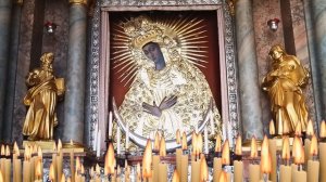 Молитва перед иконою Богородицы Остробрамской Виленс