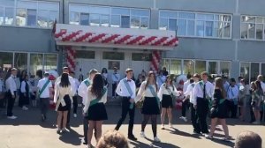 Школьный вальс.Идея танца на последний звонок.