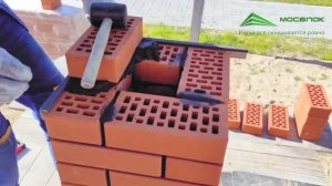 Ювелирная кладка кирпичного столба для забора