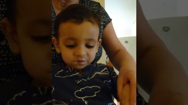 Учимся есть со столовыми приборами. Виктор 2 года смотреть онлайн