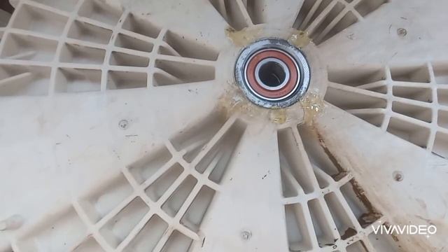 Замена подшипников барабана на стиральной машине Ariston смотреть онлайн