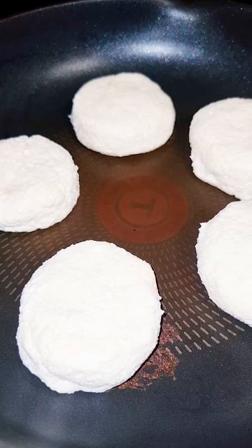 Сырники ПП 🥞 #рецепт#выпечка#вкусно#сырники#готовим смотреть онлайн