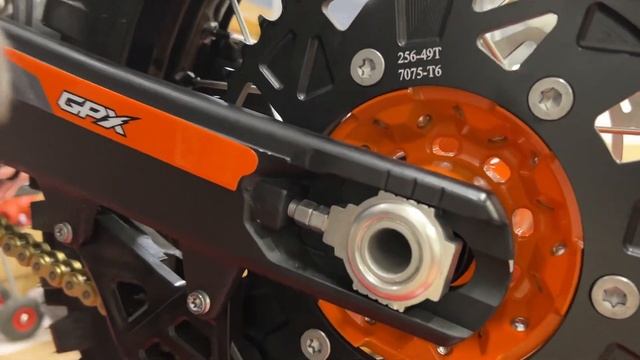 Натяжка цепи MotoApollo m6 EFI