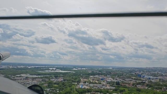 Взлет бомбардировщика Ту-95 из кабины смотреть онлайн