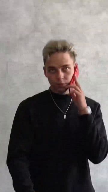 Бронируем любую модель iPhone на 360° смотреть онлайн