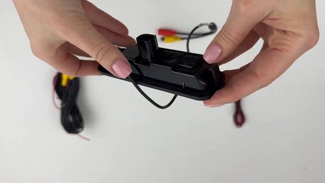 Камера заднього огляду штатна в ручку багажника із кн? смотреть онлайн