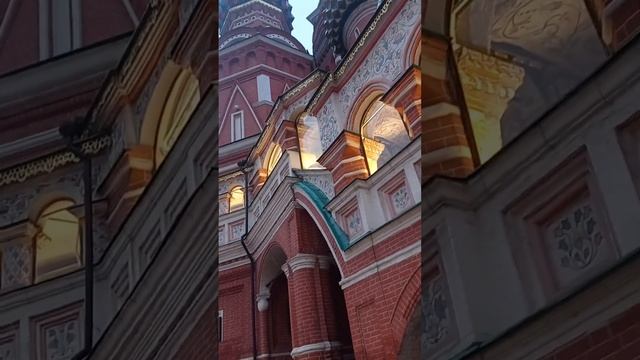 Храм Василия Блаженного, обзор снаружи. смотреть онлайн